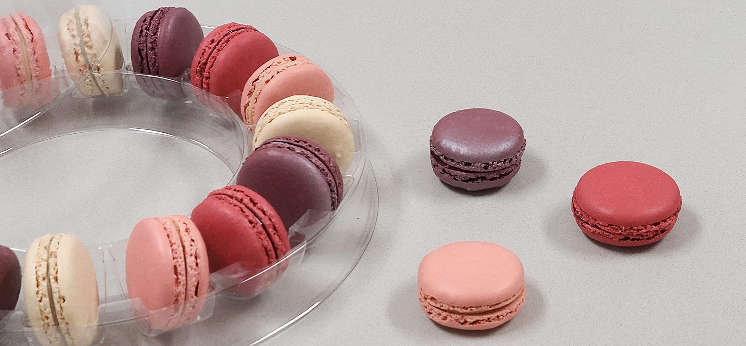 Get Your Round Box for 6 Macaron Cookies Today –  Limited Stock!